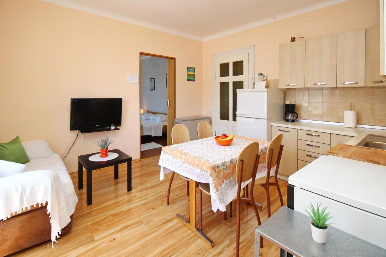 Apartment Kalcic Baska  Ngoại thất bức ảnh